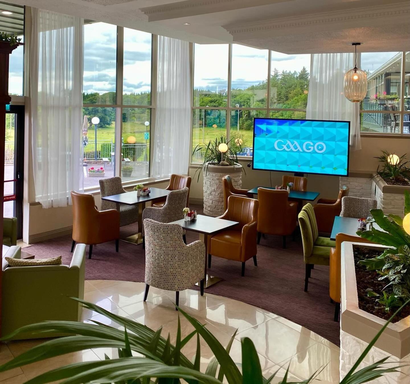 Westlodge Hotel & Leisure Centre แบนทรี ภายนอก รูปภาพ